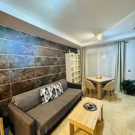 Duplex Premium Center Апартаменты Малага